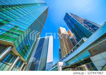 日本の東京都市景観 猛烈な暑さに…汐留のビジネス街やゆりかもめなどを望む=6月18日 日本の東京都市景観 猛烈な暑さに…汐留のビジネス街やゆりかもめなどを望む=6月18日 127447967