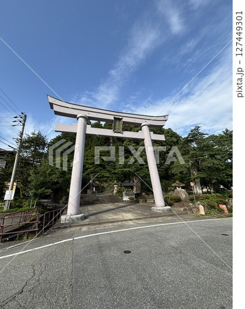 鳥居のある風景 気多若宮神社 鳥居のある風景 気多若宮神社 127449301