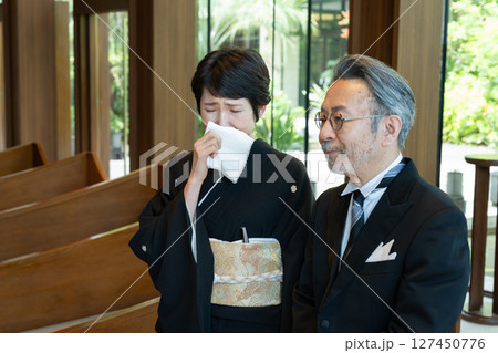結婚式　涙 127450776