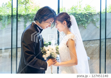ウエディング 婚礼 127451140