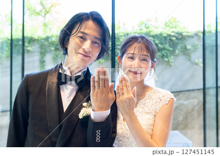 ウエディング 婚礼　指輪交換 127451145