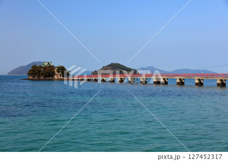 【香川県】晴天の津嶋神社(子供の神様) 【香川県】晴天の津嶋神社(子供の神様) 127452317