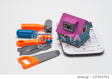 木造住宅のリフォーム費用のイメージ 木造住宅のリフォーム費用のイメージ 127452701