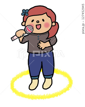 花のヘアピンを付けてお腹に手を当てて歌う一人カラオケ中の女子 127452945