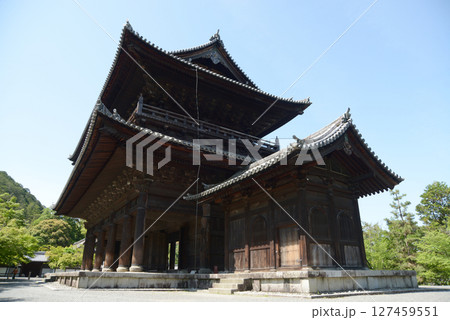 南禅寺　三門　京都市左京区 127459551