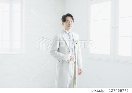 ウェディング　新郎　  127466773