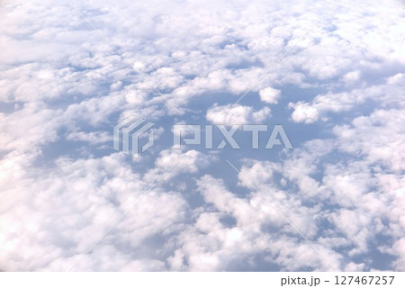 飛行機から見た空 127467257