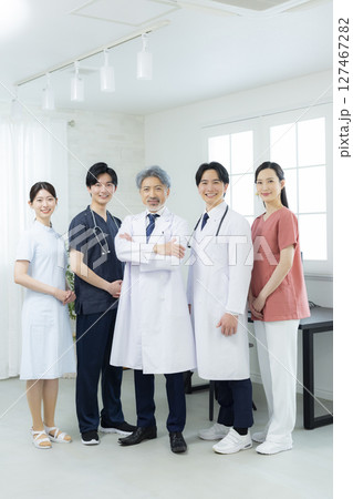 医療スタッフ、働く人々、医師、看護師、医療イメージ 127467282