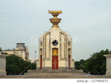 The Democracy monument of Bangkok. The main purpose of the Democracy Monument is to commemorate the 1932 revolution that ended absolute monarchy in Thailand. 127468071