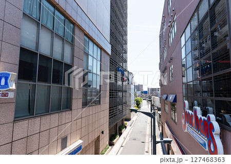 溝の口駅前の風景　ビルの狭間　ノクティの横、南東方向　神奈川県川崎市高津区溝口 127468363