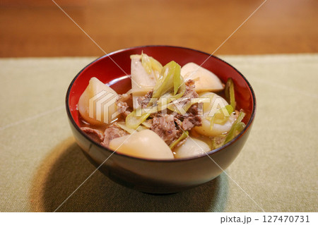 里芋と牛肉とねぎの汁物 127470731