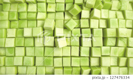 キューブ状にカットしたメロン 127476334