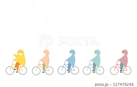 レインコートを着てカラフルな自転車に乗る男女のイラスト 127478248