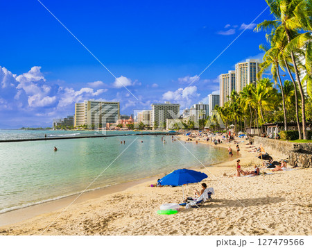 ハワイ 午後のワイキキビーチ ハワイ 午後のワイキキビーチ 127479566
