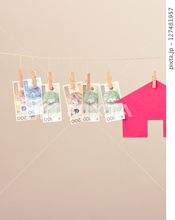 House with polish banknotes House with polish banknotes 127481957