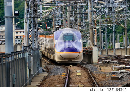 陸奥路から山形へ新たな翼… 新型!!山形新幹線『つばさ』E8系 陸奥路から山形へ新たな翼… 新型!!山形新幹線『つばさ』E8系 127484342
