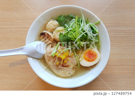 塩ラーメン 127489754