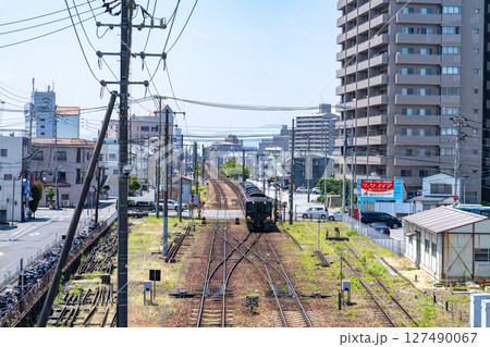 花畑踏切歩道橋からの眺め 徳島駅に到着する岡山発特急うずしお13号 徳島県徳島市 花畑踏切歩道橋からの眺め 徳島駅に到着する岡山発特急うずしお13号 徳島県徳島市 127490067