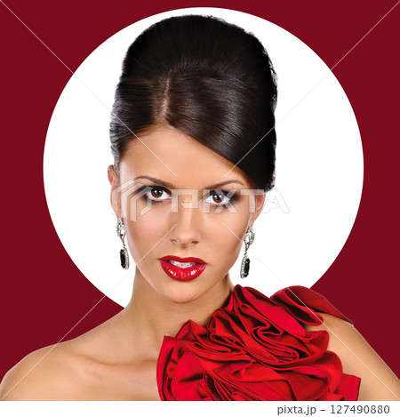 Female in luxurious jewelry Female in luxurious jewelry 127490880