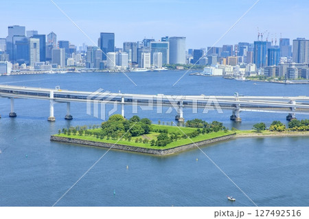 東京都、台場公園の俯瞰（第三台場） 127492516