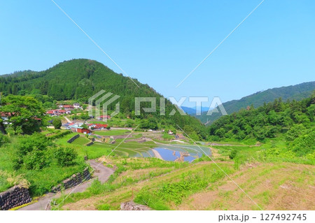 【広島県】棚田百選の井仁の棚田 127492745