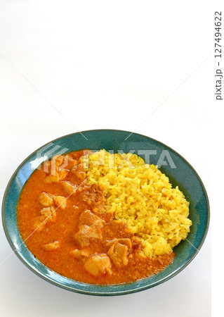 白背景のバターチキンカレー 127494622