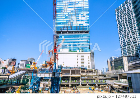 日本の東京都市景観 完全消滅…さよなら渋谷駅西口。中央のビルも完全に解体…=19日 日本の東京都市景観 完全消滅…さよなら渋谷駅西口。中央のビルも完全に解体…=19日 127497313