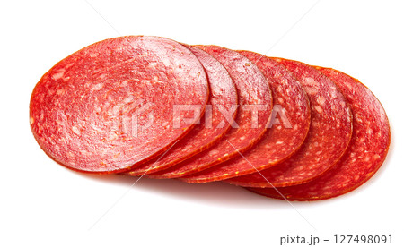 スライスしたペパロニと白背景 スライスしたペパロニと白背景 127498091