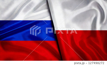 ロシアとポーランドの国旗。 127498272