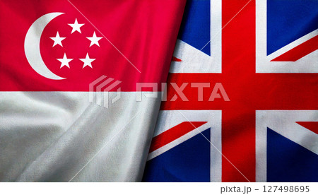 イギリスとシンガポールの国旗。 127498695