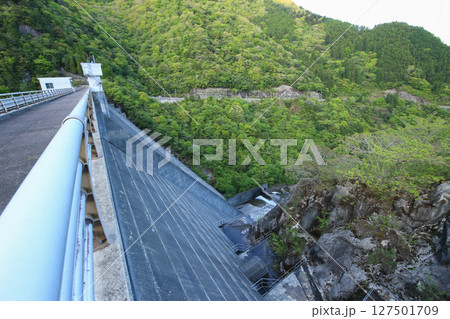 兵庫県神河町 長谷ダムの風景 兵庫県神河町 長谷ダムの風景 127501709