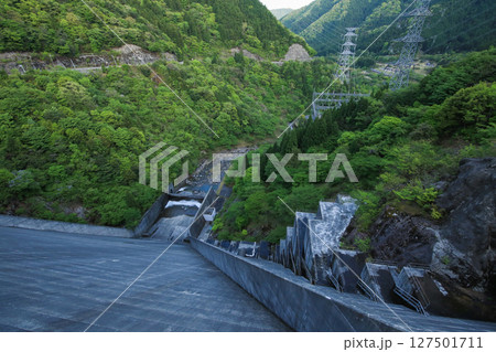 兵庫県神河町 長谷ダムの風景 兵庫県神河町 長谷ダムの風景 127501711