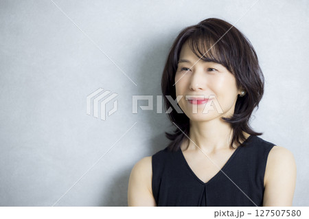 美しいミドル女性 美しいミドル女性 127507580