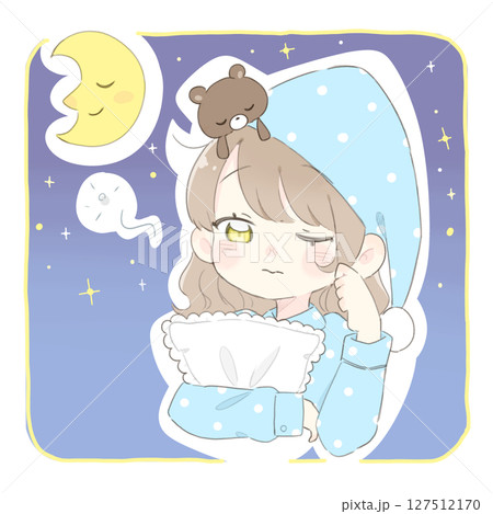 布団で寝ている女の子 127512170