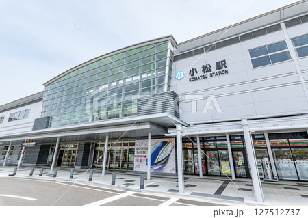 石川県小松市 快晴のJR小松駅 石川県小松市 快晴のJR小松駅 127512737