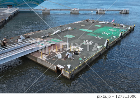 クルーズ名古屋 ガーデン埠頭乗船場 クルーズ名古屋 ガーデン埠頭乗船場 127513000