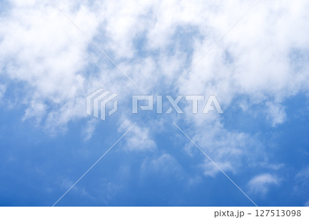 夏の空 夏空 青空 空 夏 晴れ 6月 【東京都】 127513098
