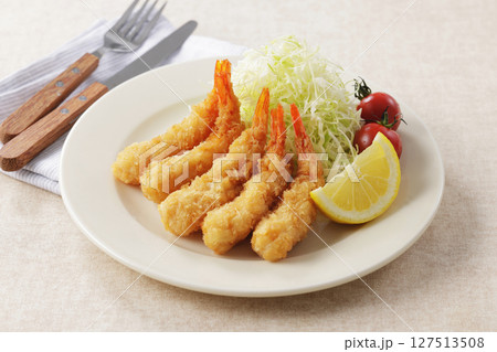 カラッと揚がったエビフライ 127513508