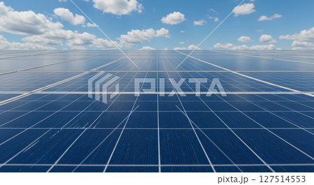 晴れた日の住宅屋根と太陽光パネル 晴れた日の住宅屋根と太陽光パネル 127514553