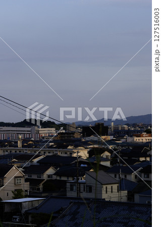 住宅 都会 不動産 住宅街 街並み 町 街 家 住宅 都会 不動産 住宅街 街並み 町 街 家 127516003