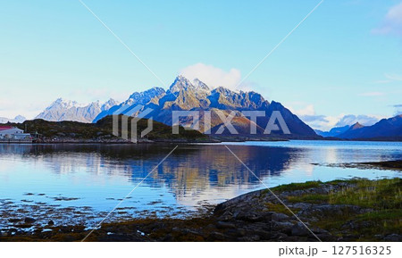 ノルウェー・ロフォーテン諸島、スボルベル 127516325