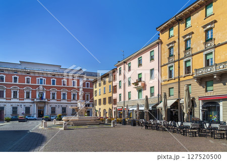 Piazza del Duomo, Brescia, Italy Piazza del Duomo, Brescia, Italy 127520500