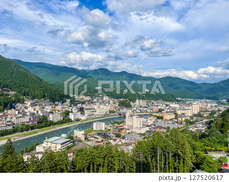岐阜県下呂温泉の街並み 127520617