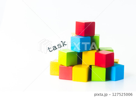 山積みのtask 山積みのtask 127525006