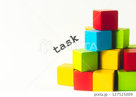 山積みのtask 127525009