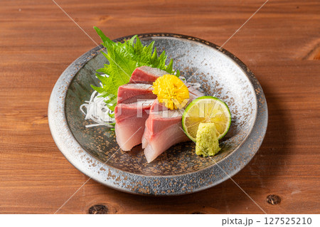 新鮮な刺身 127525210