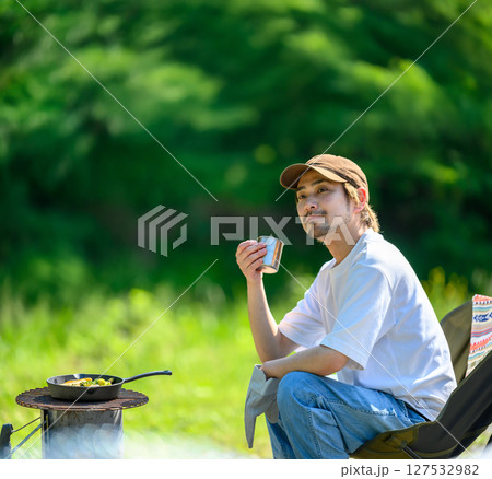 夏のアウトドアのイメージ 夏のアウトドアのイメージ 127532982