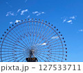 観覧車と青空 127533711