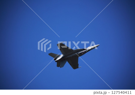 アクロバット　ホーネット　F-18 127540411