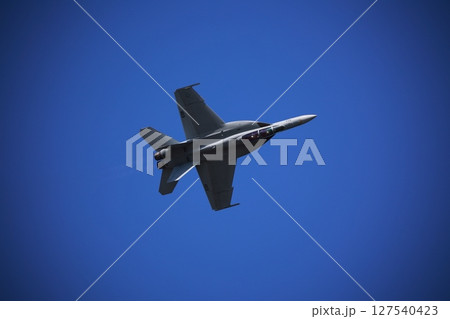アクロバット　ホーネット　F-18 127540423